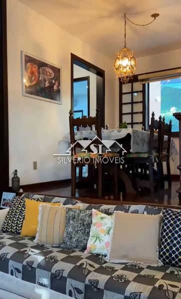 Casa à venda com 8 quartos, 700m² - Foto 23