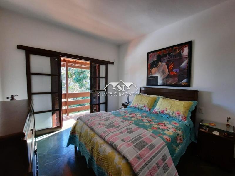 Casa à venda com 8 quartos, 700m² - Foto 26