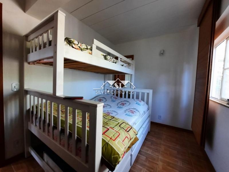 Casa à venda com 8 quartos, 700m² - Foto 27