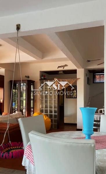 Casa à venda com 8 quartos, 700m² - Foto 29