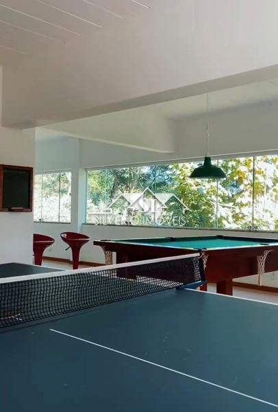 Casa à venda com 8 quartos, 700m² - Foto 31