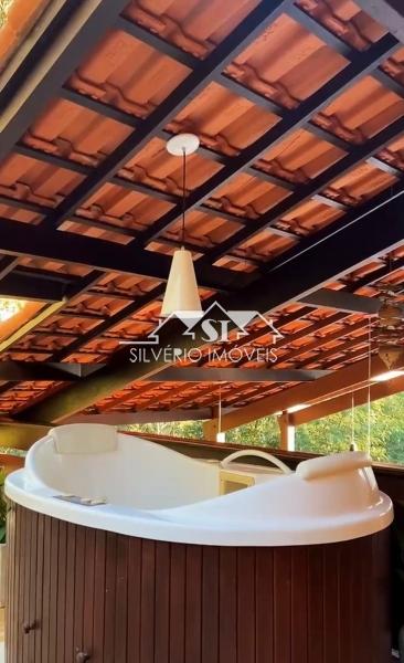 Casa à venda com 8 quartos, 700m² - Foto 9