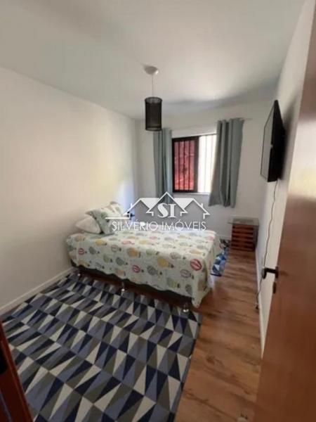 Apartamento à venda com 2 quartos, 70m² - Foto 2