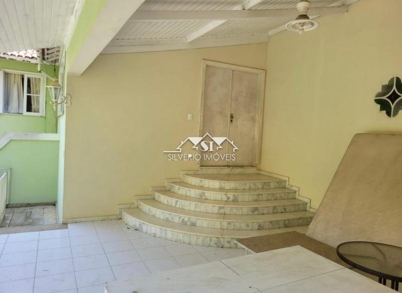 Casa à venda com 10 quartos, 850m² - Foto 5
