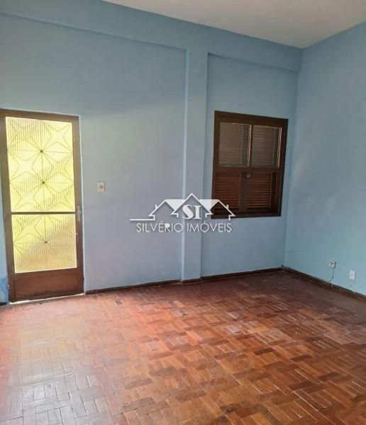 Casa para alugar com 2 quartos, 187m² - Foto 1