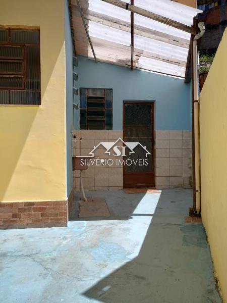 Casa para alugar com 2 quartos, 187m² - Foto 13