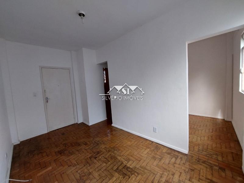 Apartamento para alugar com 1 quarto, 55m² - Foto 8
