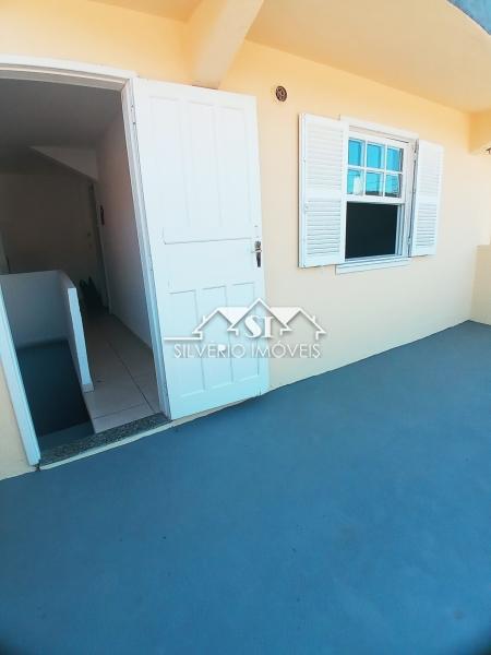 Casa para Alugar em Castrioto, Petrópolis - RJ - Foto 2