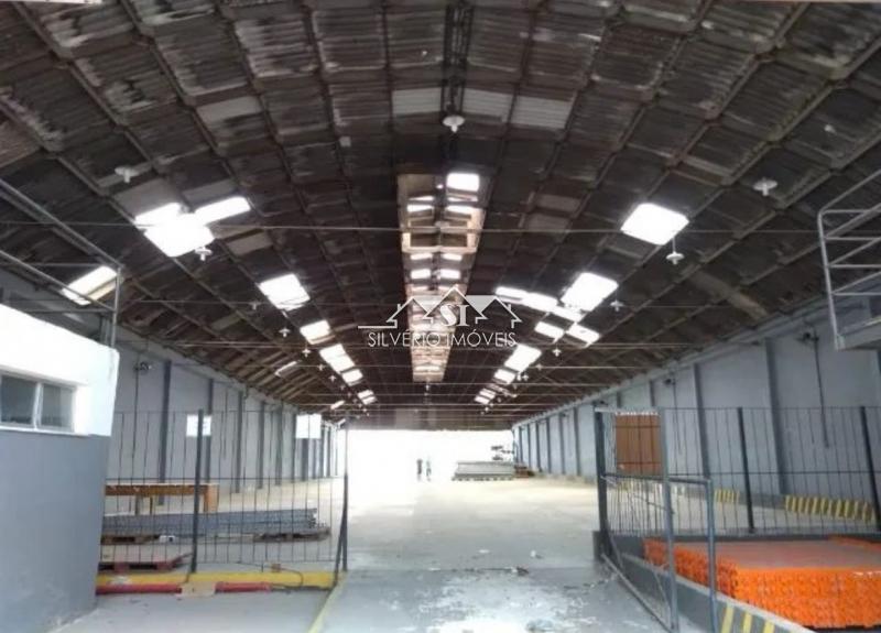 Depósito-Galpão-Armazém à venda e aluguel, 3400m² - Foto 1