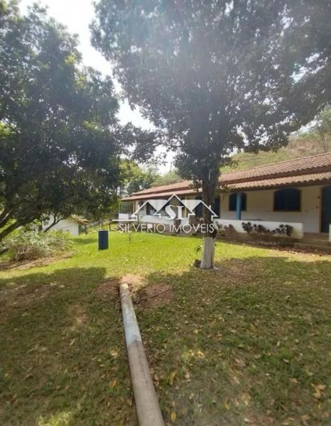 Sítio à venda com 15 quartos, 1000m² - Foto 13