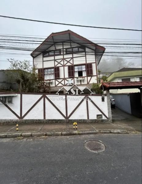 Casa em Bingen - Petrópolis/RJ  - 4 Quartos