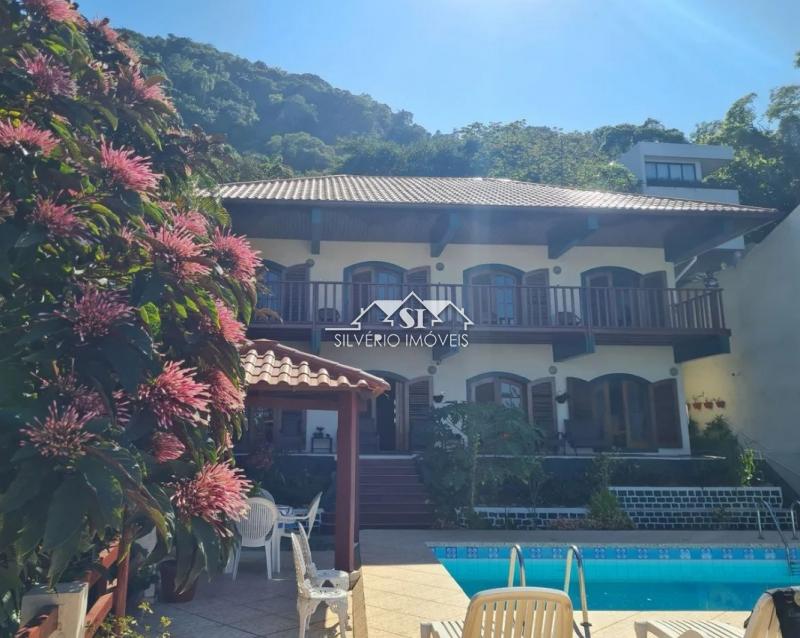 Casa em Barra da Tijuca - Rio de Janeiro/RJ  - 4 Quartos