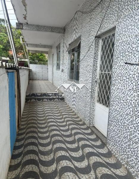 Prédio Residencial em Quitandinha - Petrópolis/RJ  - 12 Quartos