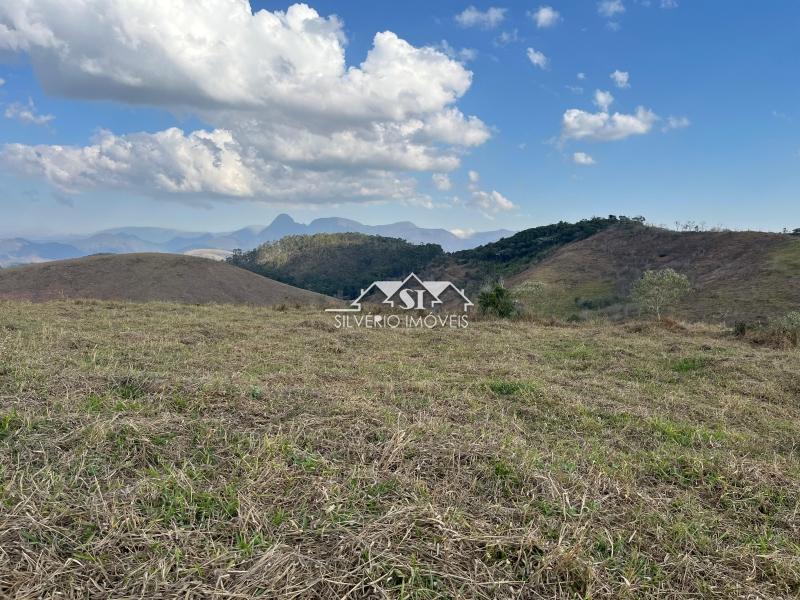 Terreno em Sebollas - Paraíba do Sul/RJ 