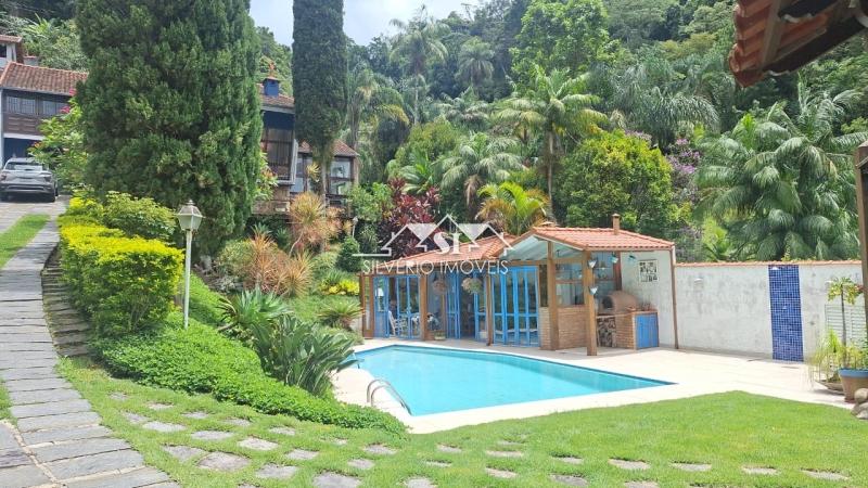 Casa, 4 quartos, 270 m² - Foto 4