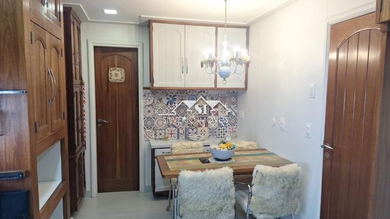 Casa, 4 quartos, 270 m² - Foto 34