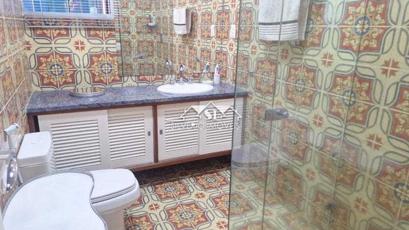 Casa, 4 quartos, 270 m² - Foto 47