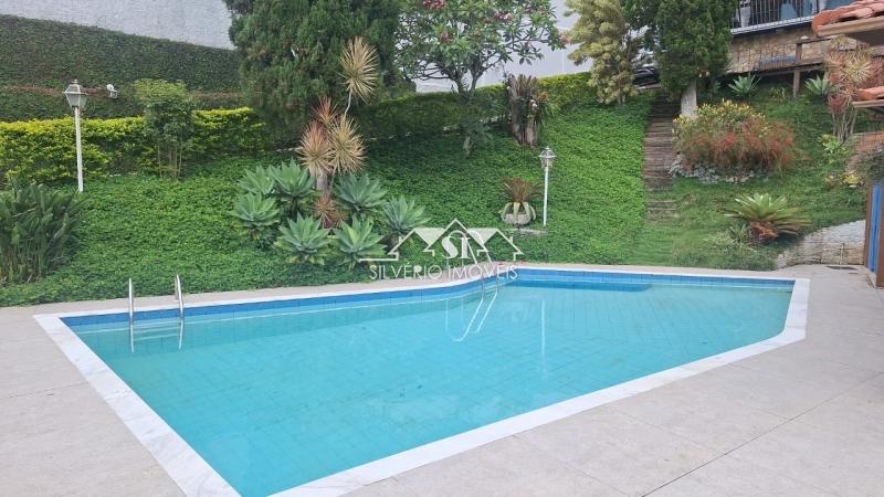 Casa, 4 quartos, 270 m² - Foto 11