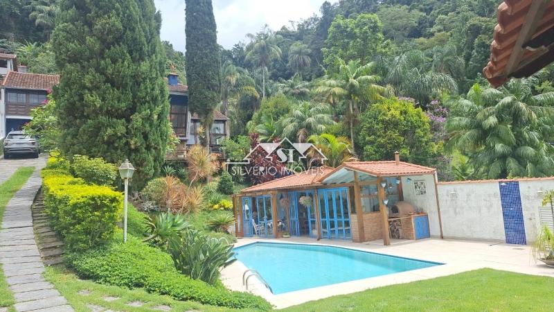 Casa, 4 quartos, 270 m² - Foto 2