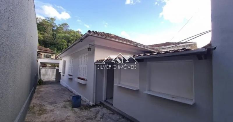 Casa, 5 quartos, 250 m² - Foto 1