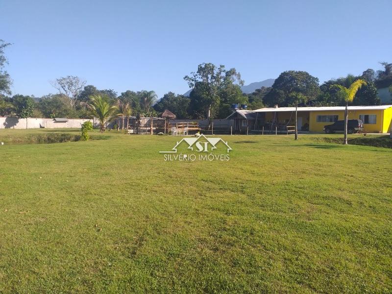 Sítio em Centro - Magé/RJ  - 4 Quartos