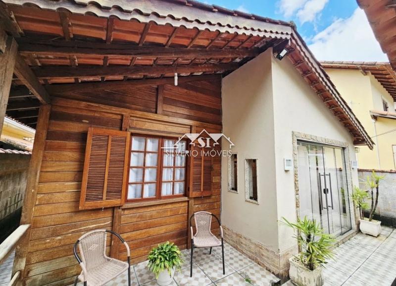 Casa em Carangola - Petrópolis/RJ  - 3 Quartos