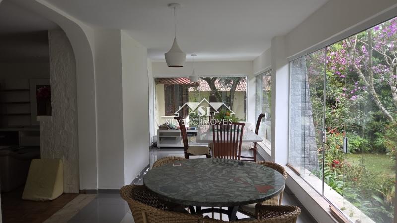 Casa em Fazenda Inglesa - Petrópolis/RJ  - 4 Quartos