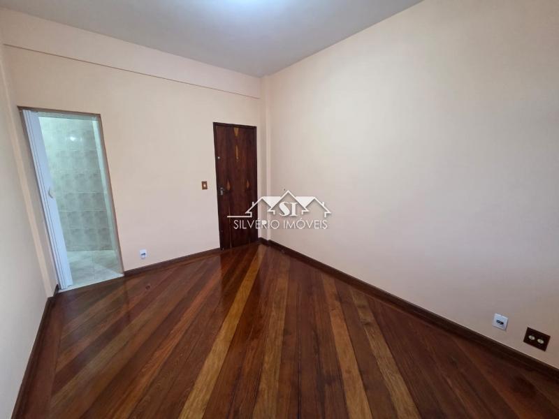 Apartamento para Alugar em Centro, Petrópolis - RJ - Foto 35