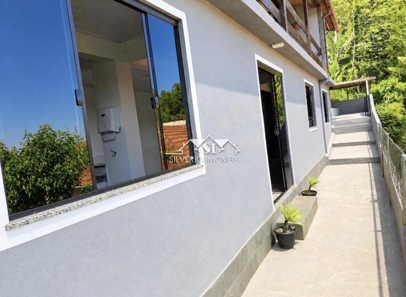 Casa para Alugar  à venda em Castelânea, Petrópolis - RJ - Foto 1