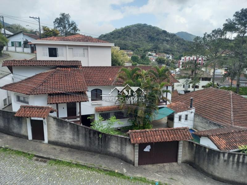 Casa, 4 quartos, 262 m² - Foto 1