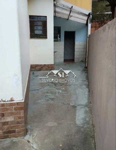 Casa para Alugar em Carangola, Petrópolis - RJ - Foto 8