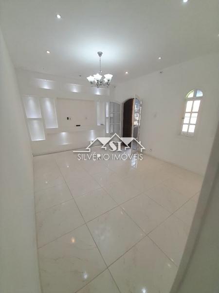 Casa para alugar em Mosela, Petrópolis - RJ