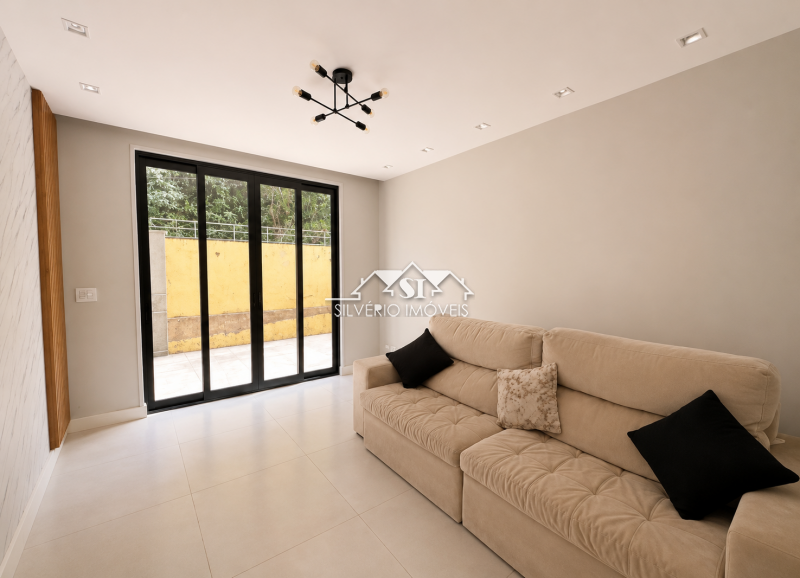 Casa à venda em Chácara Flora, Petrópolis - RJ - Foto 2