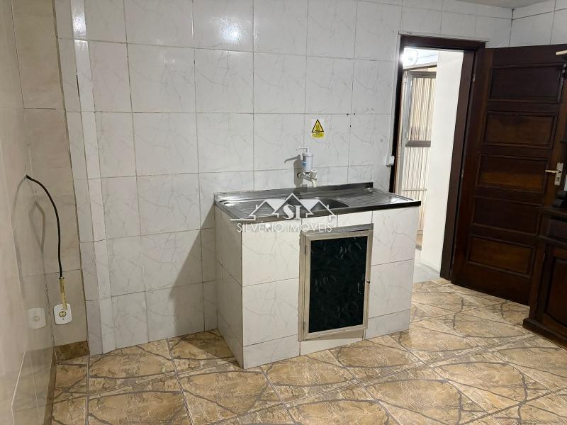 Kitnet / Conjugado para alugar em Mosela, Petrópolis - RJ