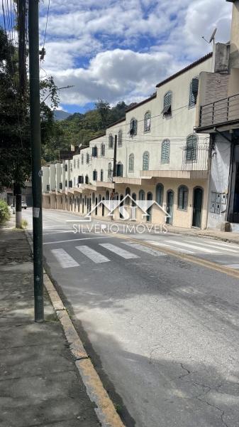 Apartamento à venda em Quissamã, Petrópolis - RJ