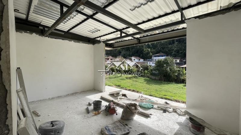 Casa à venda em Carangola, Petrópolis - RJ - Foto 2