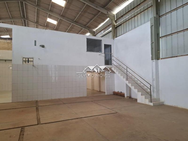 Imóvel Comercial para Alugar em Cantagalo, Três Rios - RJ - Foto 25