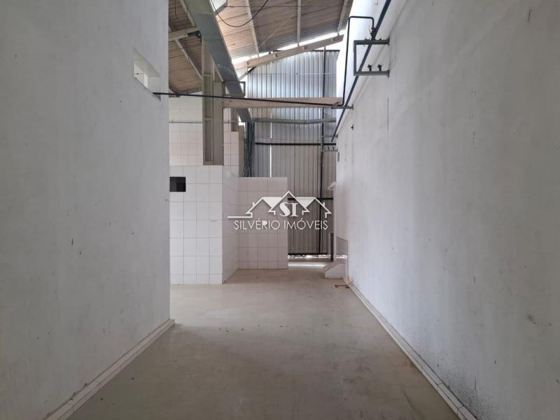 Imóvel Comercial para Alugar em Cantagalo, Três Rios - RJ - Foto 26