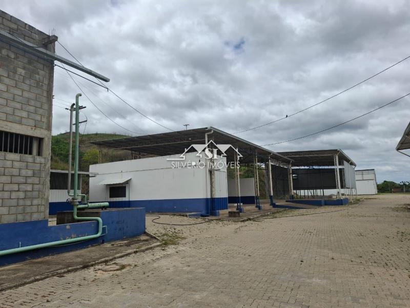 Imóvel Comercial para Alugar em Cantagalo, Três Rios - RJ - Foto 30