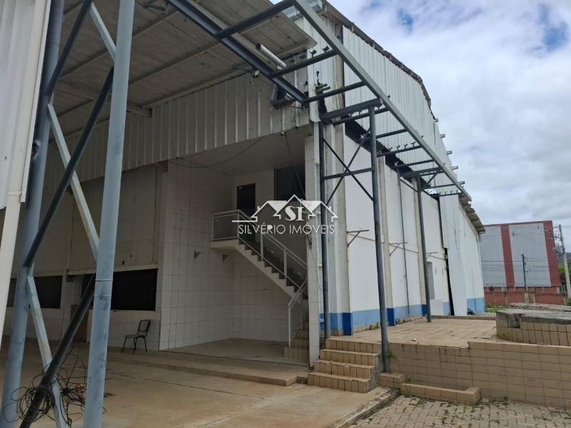 Imóvel Comercial para Alugar em Cantagalo, Três Rios - RJ - Foto 33