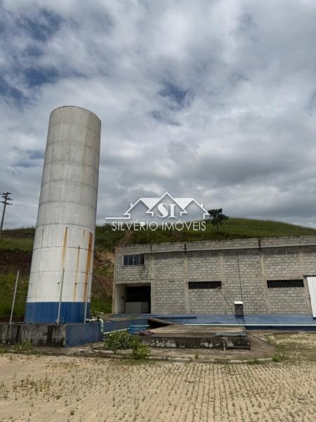 Imóvel Comercial para Alugar em Cantagalo, Três Rios - RJ - Foto 42