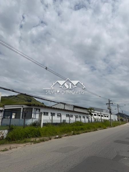 Imóvel Comercial para Alugar em Cantagalo, Três Rios - RJ - Foto 43