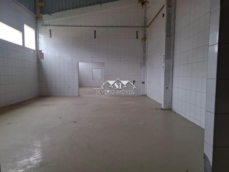 Imóvel Comercial para Alugar em Cantagalo, Três Rios - RJ - Foto 15