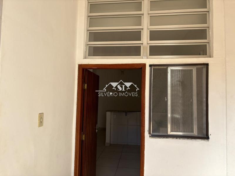 Kitnet / Conjugado para alugar em Mosela, Petrópolis - RJ