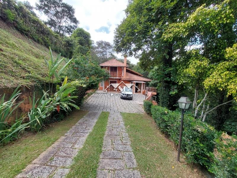 Casa à venda em Itaipava, Petrópolis - RJ