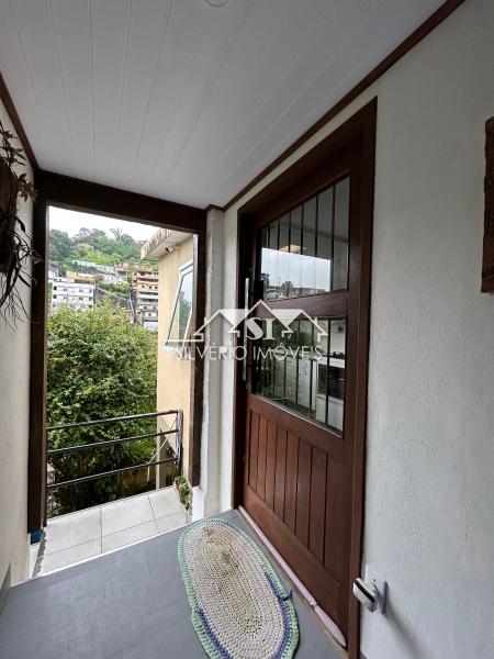 Casa para Alugar em Caxambú, Petrópolis - RJ - Foto 15