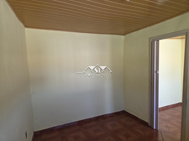 Casa para Alugar em Carangola, Petrópolis - RJ - Foto 14