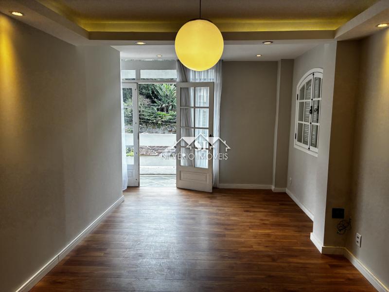 Apartamento para Alugar em Carangola, Petrópolis - RJ - Foto 21