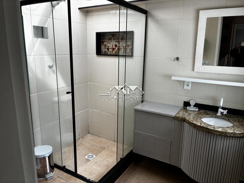 Apartamento para Alugar em Carangola, Petrópolis - RJ - Foto 14