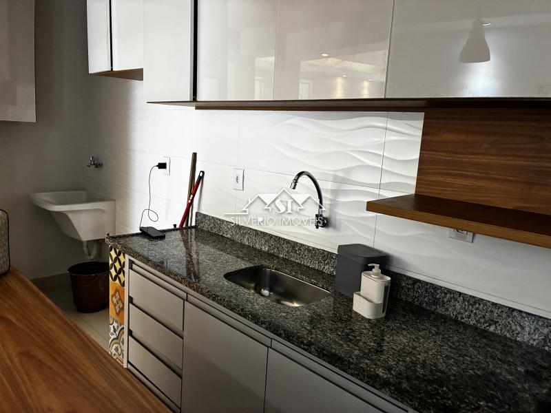 Apartamento para Alugar em Carangola, Petrópolis - RJ - Foto 12